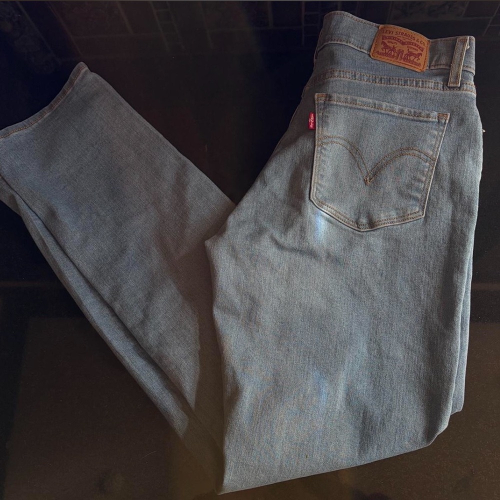 Classic Levi’s jeans size 4